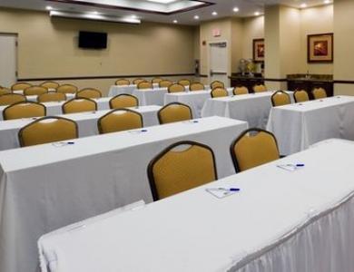 Holiday Inn Express & Suites Kendall Holiday Inn Express & Suites Kendall