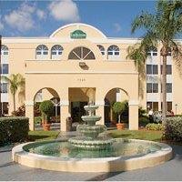 La Quinta Inn & Suites Miami Lakes La Quinta Inn & Suites Miami Lakes