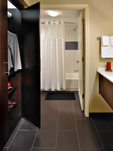 Staybridge Suites Minot Staybridge Suites Minot