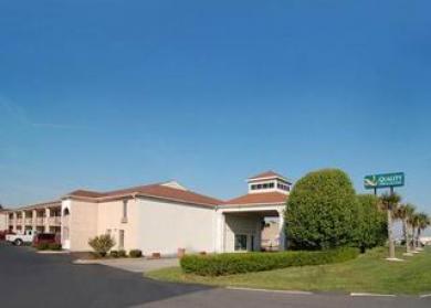 Quality Inn & Suites Quality Inn & Suites