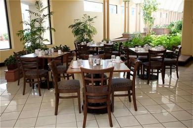 Holiday Inn New London Holiday Inn New London