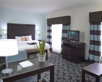 Hampton Inn & Suites Nashville @ Opryland Hampton Inn & Suites Nashville @ Opryland