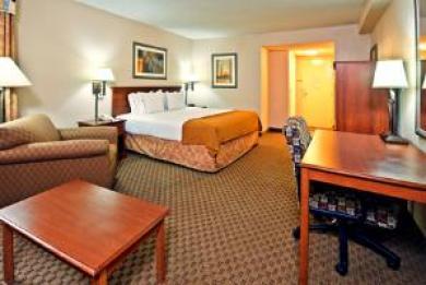 Holiday Inn Express Nashville Airport Holiday Inn Express Nashville Airport