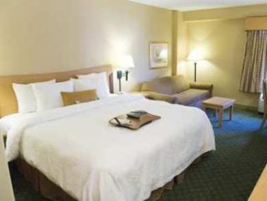 Hampton Inn Garden District - St. Charles Avenue Hampton Inn Garden District - St. Charles Avenue