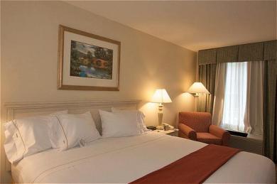 Holiday Inn Express Niceville Eglin AFB Holiday Inn Express Niceville Eglin AFB