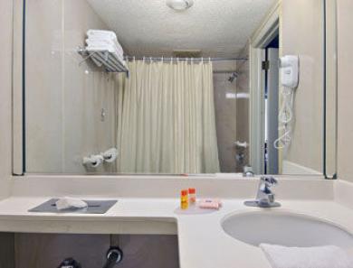 Howard Johnson Express Inn - North Plainfield Howard Johnson Express Inn - North Plainfield