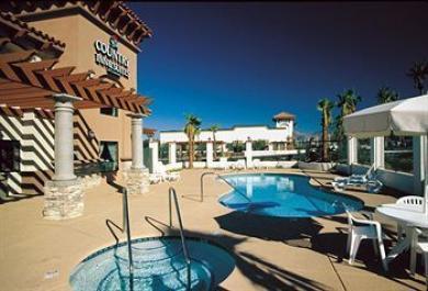 Holiday Inn Express Hotel & Su Holiday Inn Express Hotel & Su