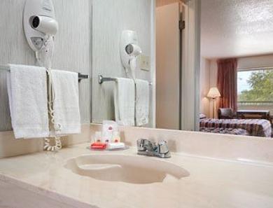 Ramada Limited San Antonio Downtown Ramada Limited San Antonio Downtown
