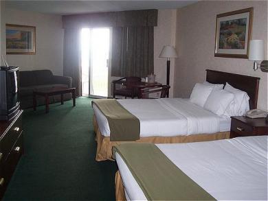 Holiday Inn Express St. Ignace-lake Front Holiday Inn Express St. Ignace-lake Front