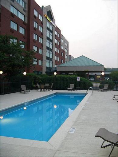 Holiday Inn Express St. Louis Airport- Riverport Holiday Inn Express St. Louis Airport- Riverport