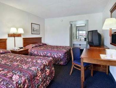 Super 8 Suwanee Super 8 Suwanee