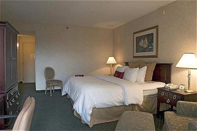 Crowne Plaza Tampa East Crowne Plaza Tampa East