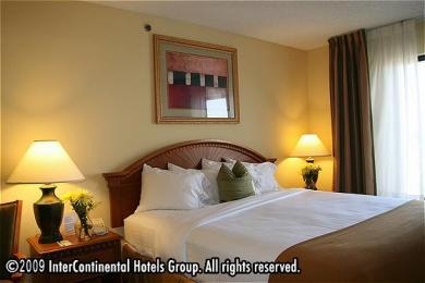 Holiday Inn Express Hotel & Suites Tampa-Anderson Holiday Inn Express Hotel & Suites Tampa-Anderson
