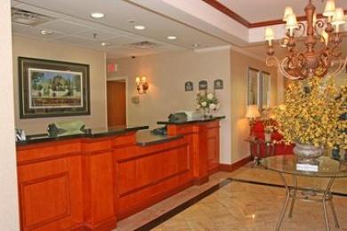 Holiday Inn Express Hotel & Suites Walterboro I-95 Holiday Inn Express Hotel & Suites Walterboro I-95