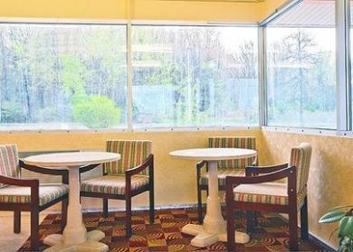 Econo Lodge Inn & Suites Econo Lodge Inn & Suites