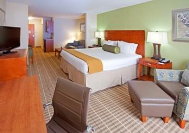 Holiday Inn Express Hotel & Suites Westfield Holiday Inn Express Hotel & Suites Westfield