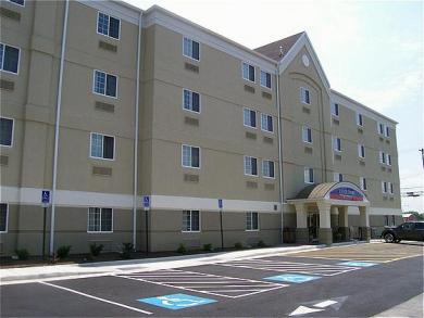 Candlewood Suites Winchester Candlewood Suites Winchester