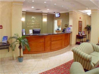 Holiday Inn Express Windsor-Sonoma County Holiday Inn Express Windsor-Sonoma County