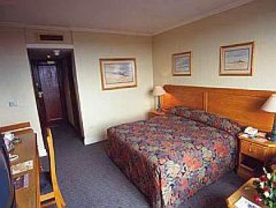 CROWNE PLAZA HARARE-MONOMOTAPA CROWNE PLAZA HARARE-MONOMOTAPA