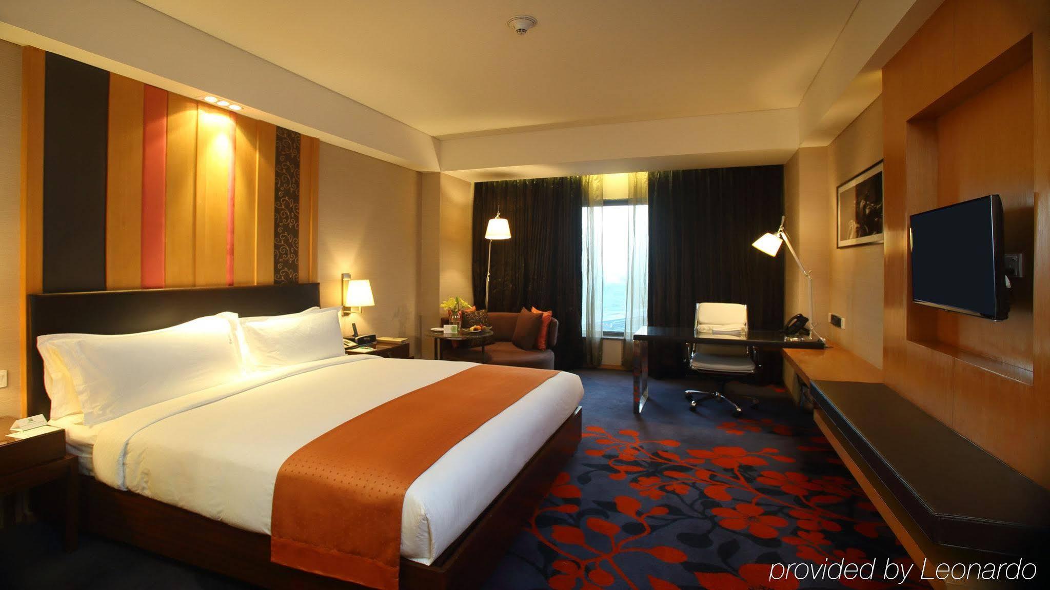Holiday Inn New Delhi Mayur Vihar Noida Holiday Inn New Delhi Mayur Vihar Noida
