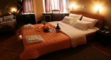 Orange Inn Orange Inn