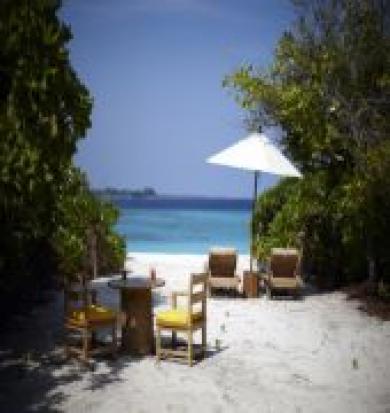 SIX SENSES LATITUDE LAAMU SIX SENSES LATITUDE LAAMU