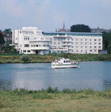 Nh Rijnhotel Nh Rijnhotel