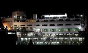 Cruise Hotel Cruise Hotel