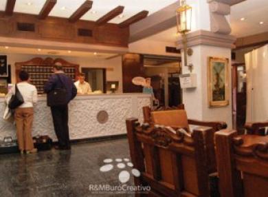 Colonial Colonial