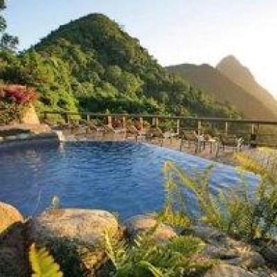 Ladera Ladera