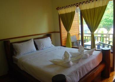 Phuttachot Resort Phi Phi Phuttachot Resort Phi Phi