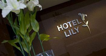  - Hotel Lily