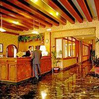 Pinewood Hotel Pinewood Hotel