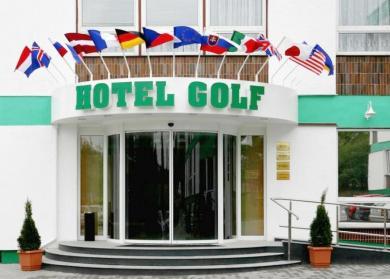 Golf Hotel Golf Hotel