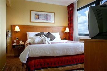  - Holiday Inn Edinburgh City West