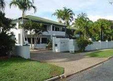 Half Moon Bay Resort Cairns Half Moon Bay Resort Cairns