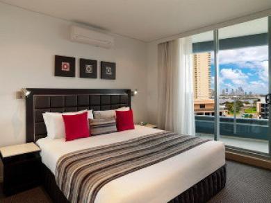 Meriton Serviced Apartments Southport Meriton Serviced Apartments Southport