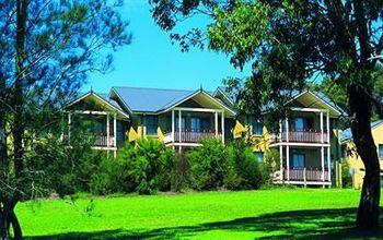  - Mercure Lake Macquarie Raffertys Resort