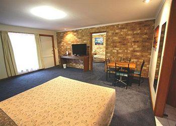  - Comfort Inn Clare Central