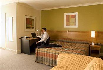  - Pensione Hotel Perth