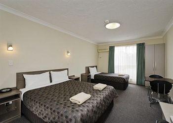  - Comfort Inn & Suites Werribee