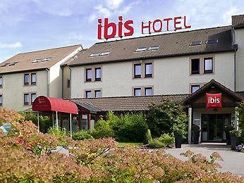 Exterior - Ibis Charleroi Aéroport Exterior - Ibis Charleroi Aéroport