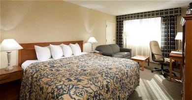 Holiday Inn Macleod Trail Hotel Holiday Inn Macleod Trail Hotel