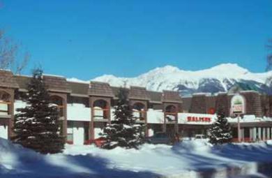 Maligne Lodge Maligne Lodge