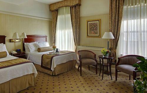 Guestroom - Wellington Hotel