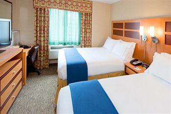  - Holiday Inn Express New York City Times Square