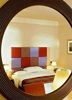 Radisson Blu Hotel at Disneyland Resort Paris Radisson Blu Hotel at Disneyland Resort Paris
