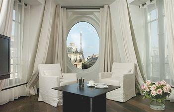 Exterior - Radisson Blu Le Metropolitan Hotel, Paris Eiffel Exterior - Radisson Blu Le Metropolitan Hotel, Paris Eiffel