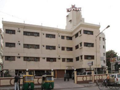 Maruti Hotel Maruti Hotel