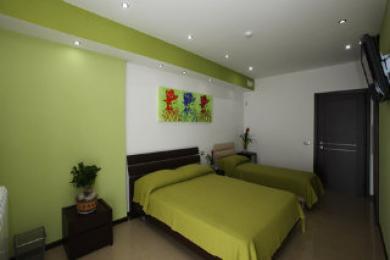 Studio 83 Studio 83